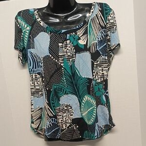 Vibrant Abstract Women's Short Sleeve Top